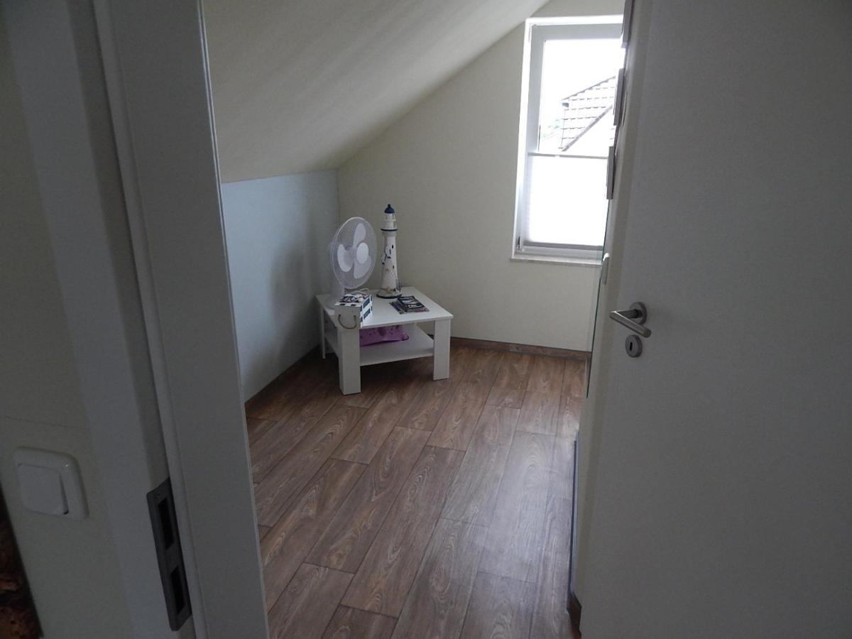 Grit's Apartment *
